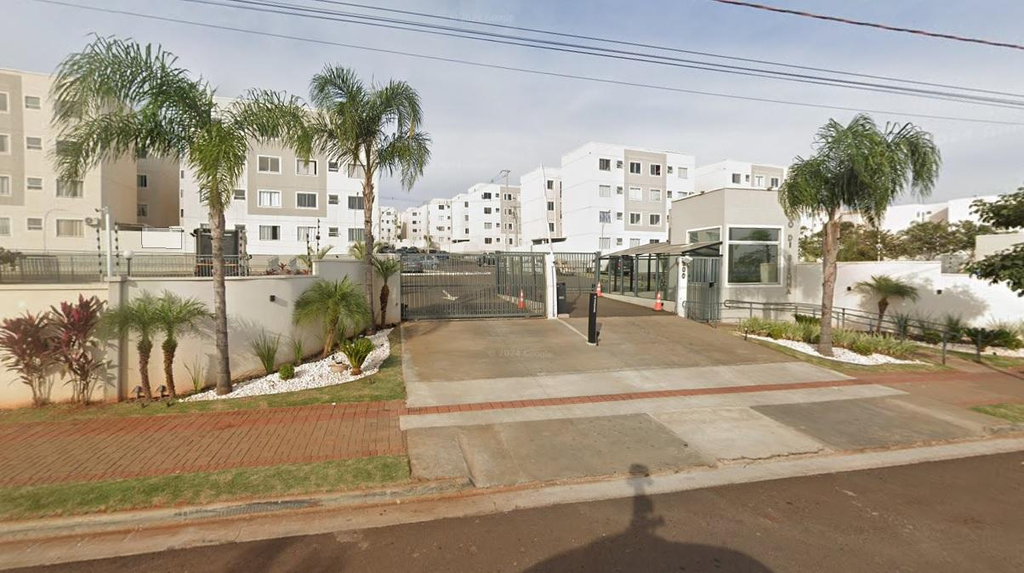 Apartamento semi mobiliado com 2 quartos no Edifício Lago Di Bienna-Londrina